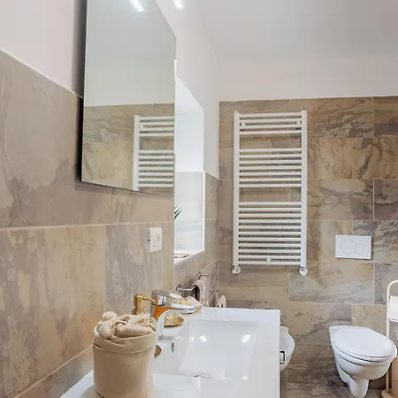 Dany Apartment Intra